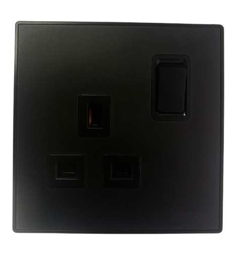 Kevilton Nature Deep Black 13amp Switch Socket